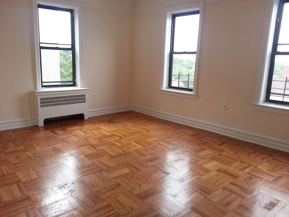 1st image of 8760 113th St APT 6D