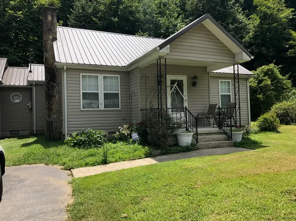 497 Bucks Br, Martin, KY 41649
