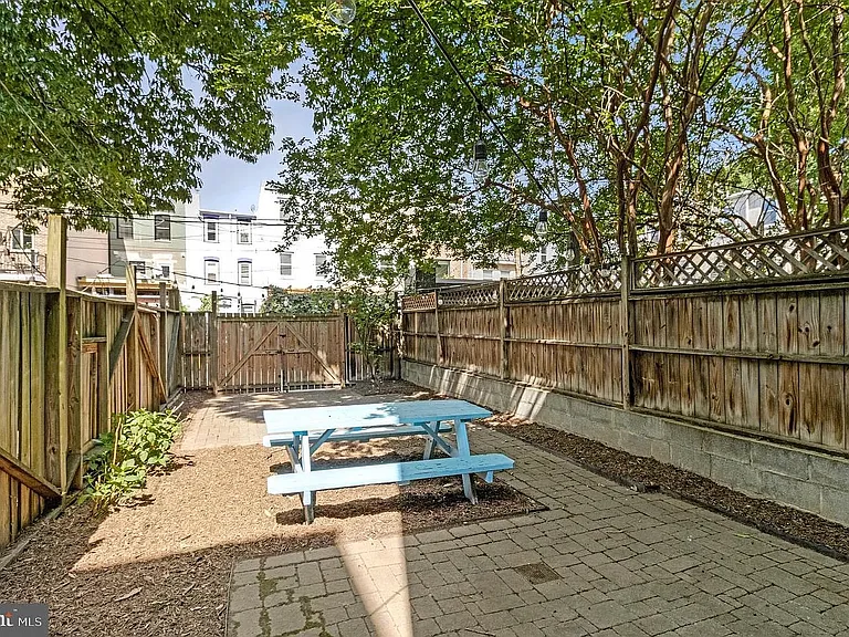 822 5th St NE — Photo 43