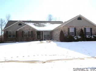 1067 Oxford Hill Rd, O Fallon, IL 62269