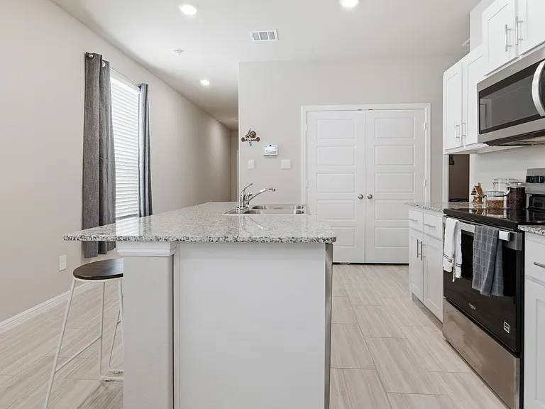 3141 Pecan Farm Ln — Photo 9