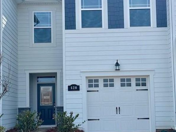 620 Cassidy Ct, Clover, SC 29710