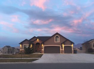 2444 S Honeysuckle Dr, Saratoga Springs, UT 84045