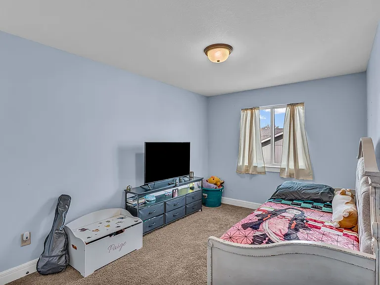 1013 Dagen Ln — Photo 13