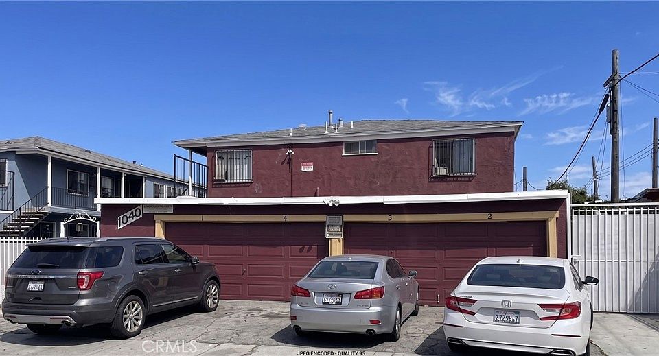 1st image of 1040 W Reeve St