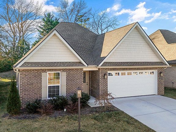 3rd image of 258 Sand Hills Dr
