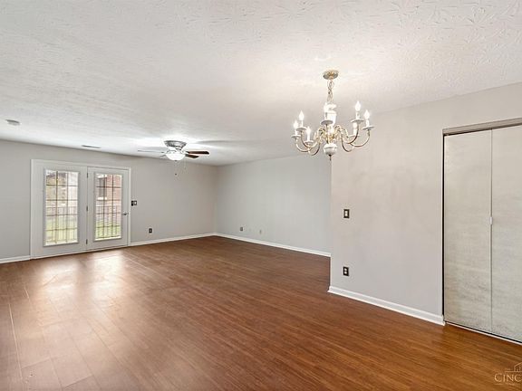 5th image of 5451 Asbury Lake Dr Unit 68