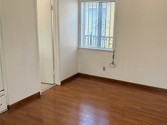 5th image of 1715 W Olympic Blvd