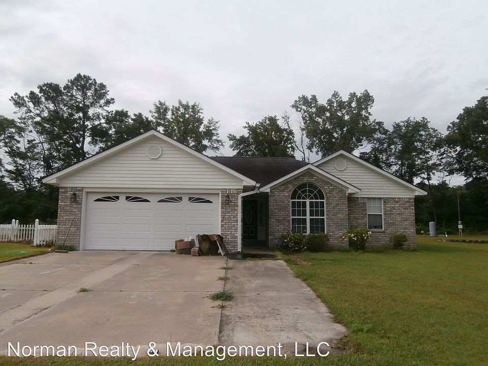 1st image of 161 Maple Leaf Ct NE