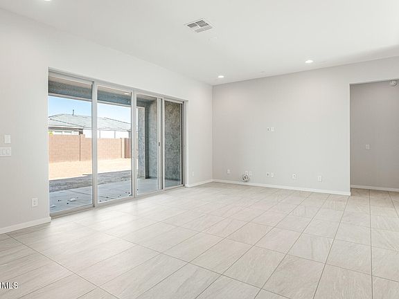 5th image of 26139 S 225TH Way