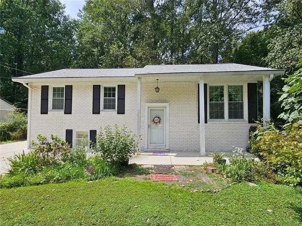 3990 Admiral Dr, Atlanta, GA 30341