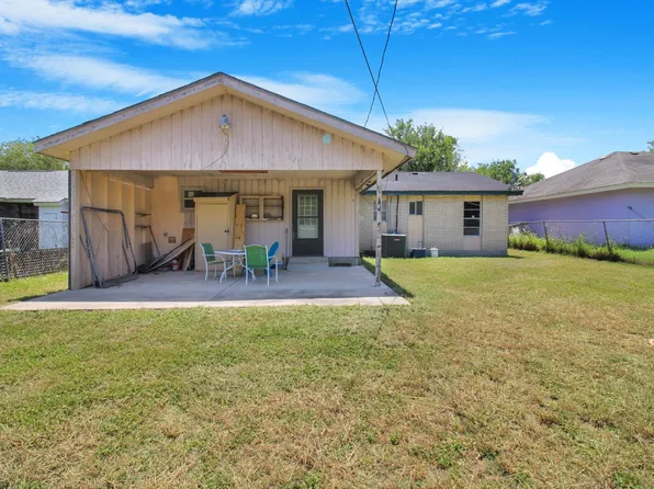 1113 S Vermont Ave, Mercedes, TX 78570