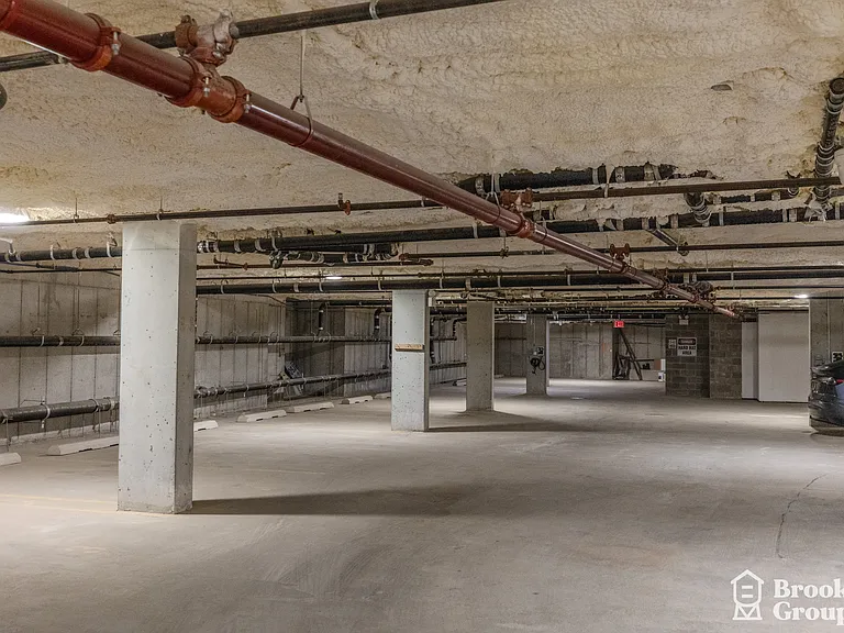 101-19 Rockaway Beach Blvd #3R — Photo 27