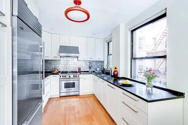 Sold by Compass | media 3