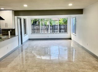 (Undisclosed Address), Hollywood, FL 33024