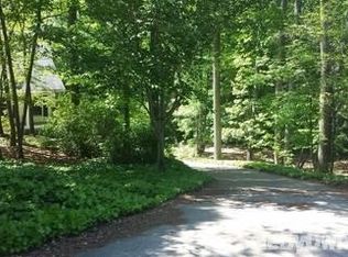 5716 Fir Ln, Flowery Branch, GA 30542