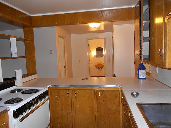 5th image of 1902 Mary Ann St APT 60