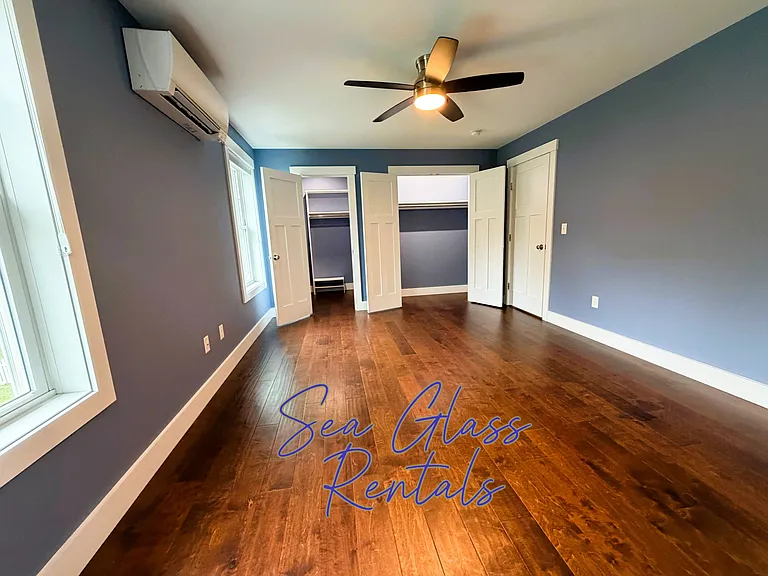 Beacon Dr — Photo 25