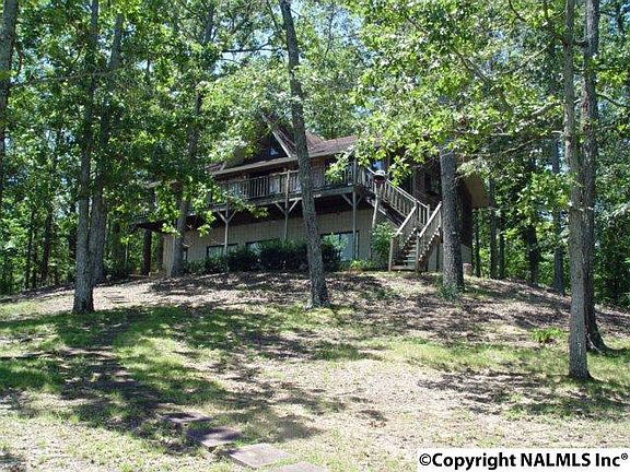 2nd image of 7 Lakeridge Dr