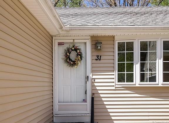 Welcome home to 31 Joan Cir...