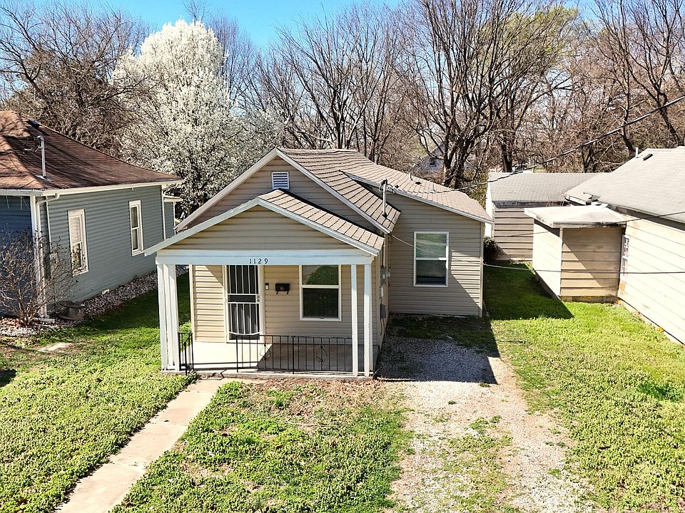 1st image of 1129 N Rogers Avenue