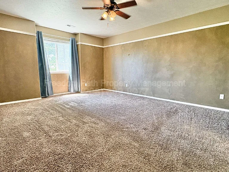1955 W Ridgemont Ave — Photo 15