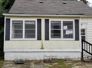 1512 Legrand St, Savannah, GA 31401