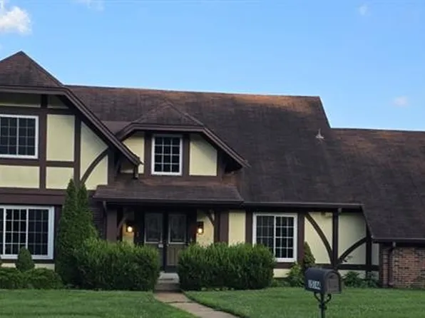 15144 Chamisal Dr, Chesterfield, MO 63017