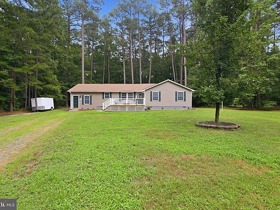 4th image of 105 Pelican Way