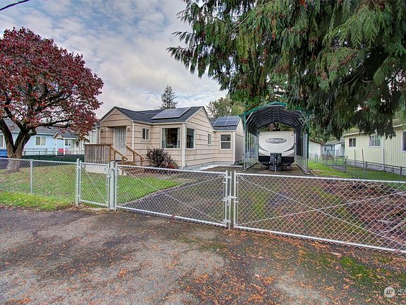 5th image of 1420 Ross Avenue