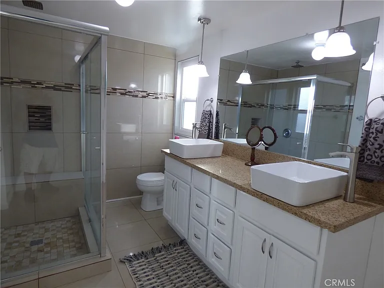 5650 Lake Lindero Dr — Photo 16