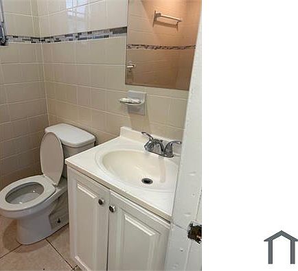 4th image of 9260 Little River Blvd #2