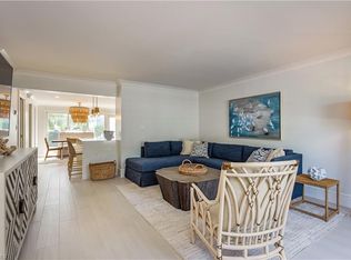 1222 Gordon Dr APT 4, Naples, FL 34102