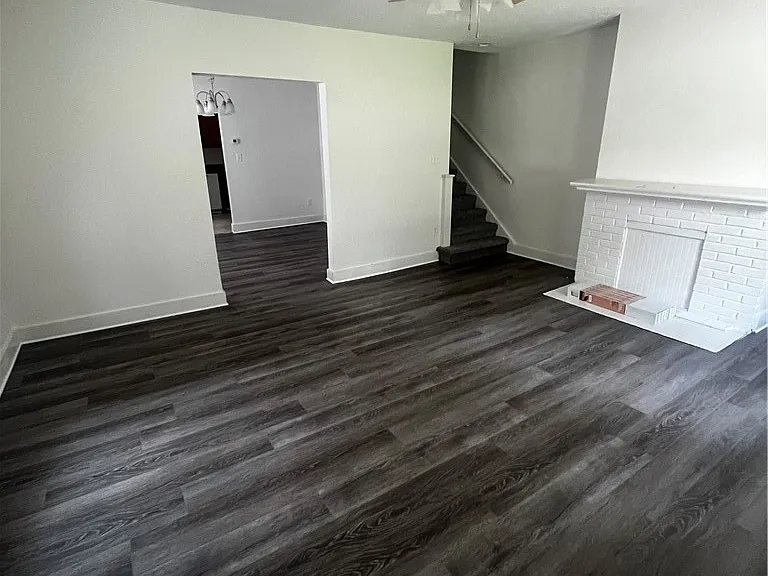 871 W Ingomar Rd — Photo 3