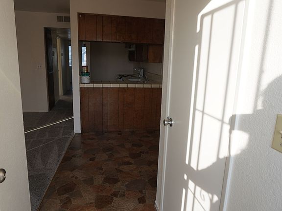 2nd image of 1000 Monterey St APT A