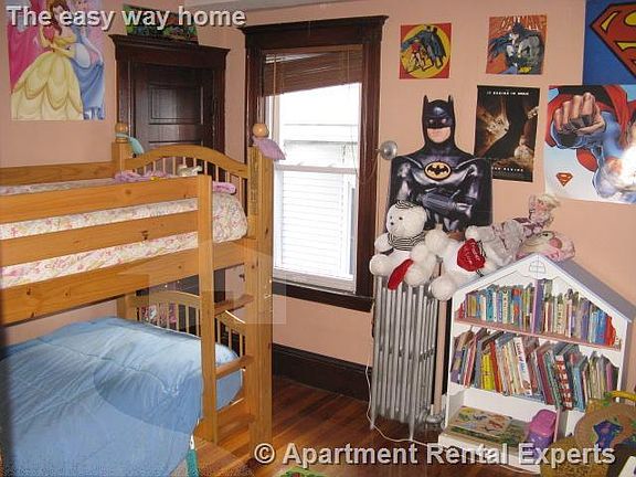 5th image of 88 Bay State Ave #1