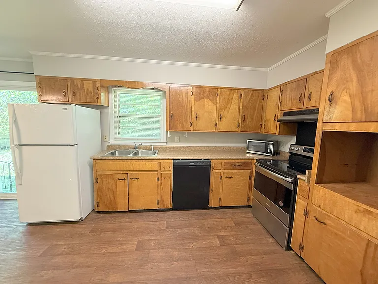 603 Austin Dr NW — Photo 12