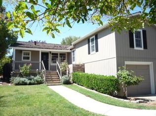 1602 Belvoir Dr, Los Altos, CA 94024