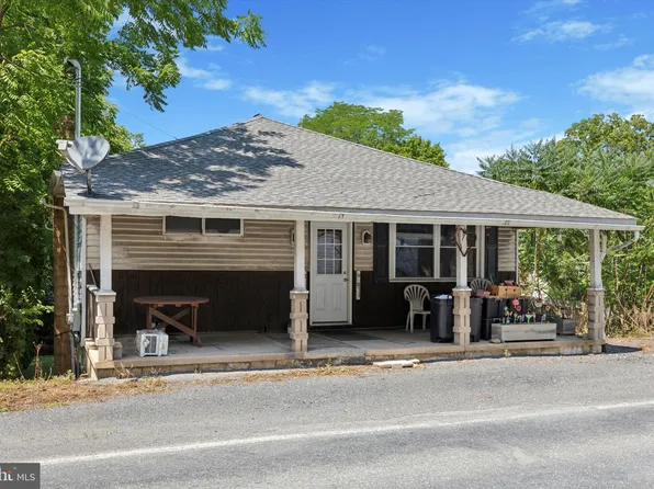 50 Fairyland Rd, Lehighton, PA 18235