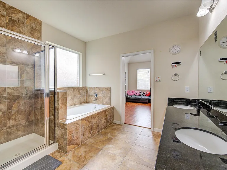 3306 Windsor Ranch Ln — Photo 11