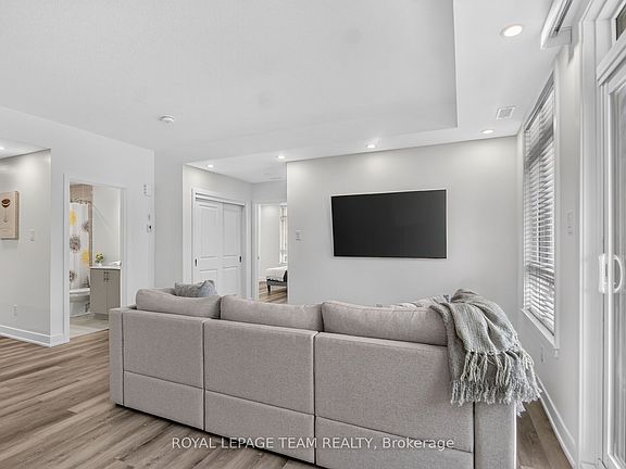 5th image of 45 Overberg Way #H