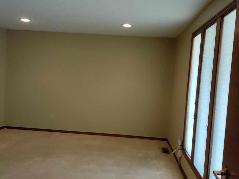 300 E Shelbourne Dr, Normal, IL 61761 Zillow