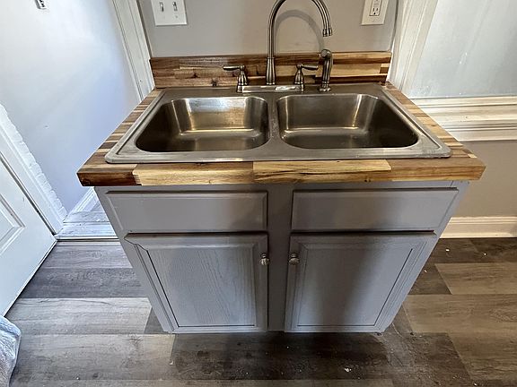 5th image of 561-565 Congress St #11107228