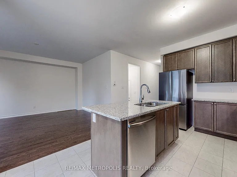 9 Caton Ln — Photo 18
