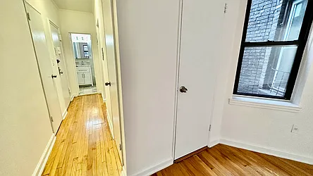 Rented by HOLTON REAL ESTATE INC.