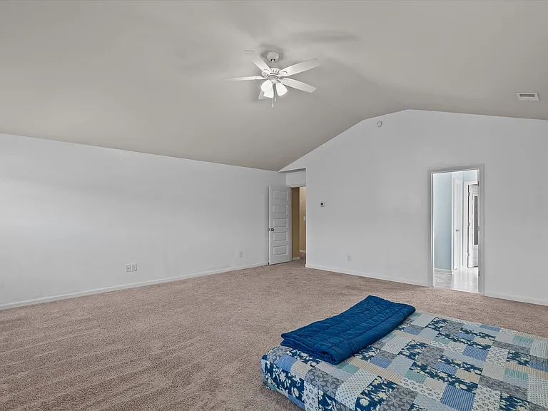 4704 Southwind Rd — Photo 35
