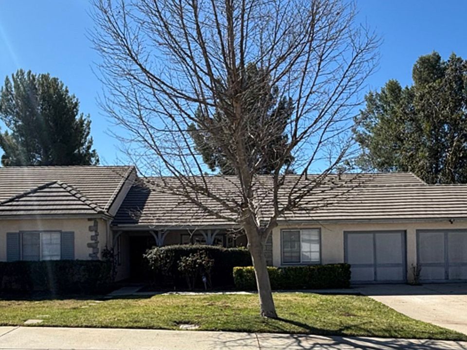 1st image of 24815 Moonshadow Dr