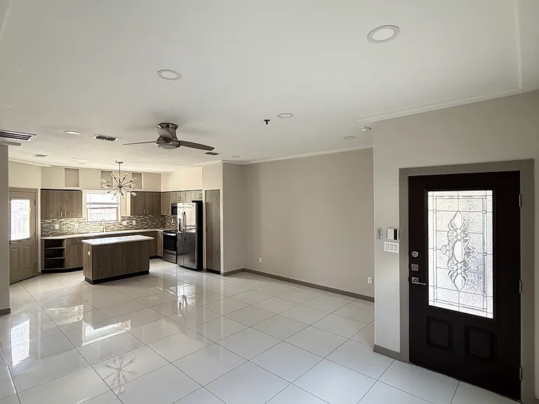 3302 S Sugar Rd #D — Photo 4