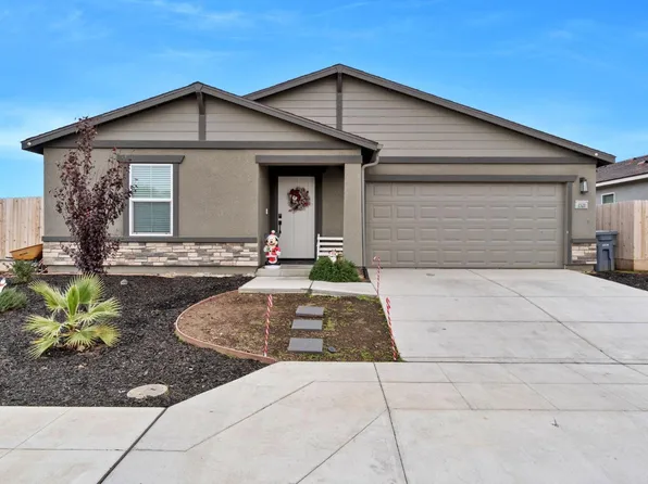 1521 Concord Ave, Madera, CA 93637