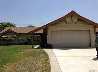 3043 Little Mountain Dr, San Bernardino, CA 92405